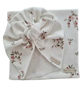 KOMPLET PRĄŻEK TURBAN MOTYLEK I KOMIN Drobne Różyczki Biel