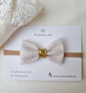 OPASKA BEZUCISKOWA KOKARDA Tiulowa Ecru