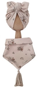 KOMPLET TURBAN POJEDYNCZY MOTYLEK Sepia Flowers Mokka I CHUSTA Sepia Flowers Mokka Z CHWOSTAMI Beż