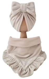 WELUROWY KOMPLET TURBAN POJEDYNCZY KOKARDA I CHUSTA Z FALBANKĄ Jasny Beż